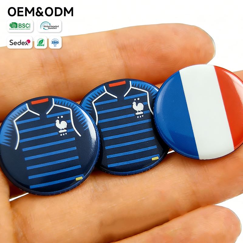 Round Plastic France Football Badge